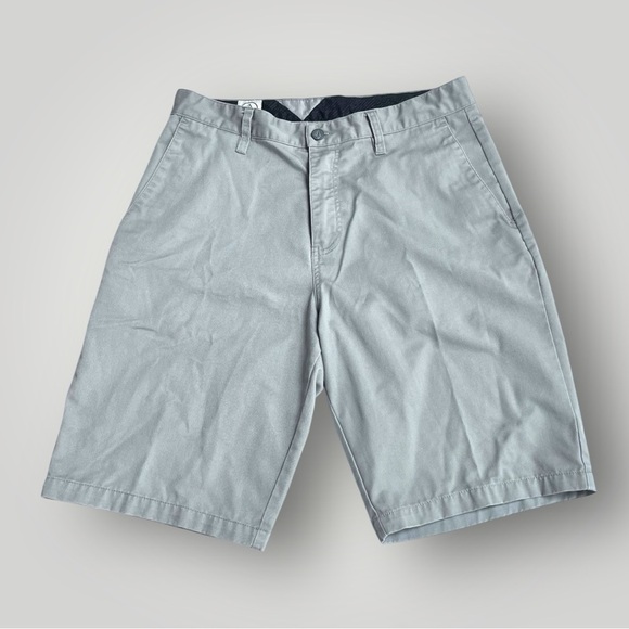 Volcom Khaki Shorts 31 - Picture 16 of 16